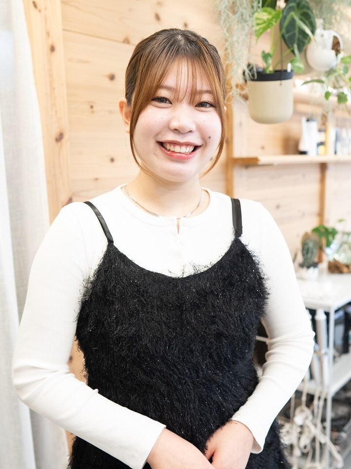 横石 茉央